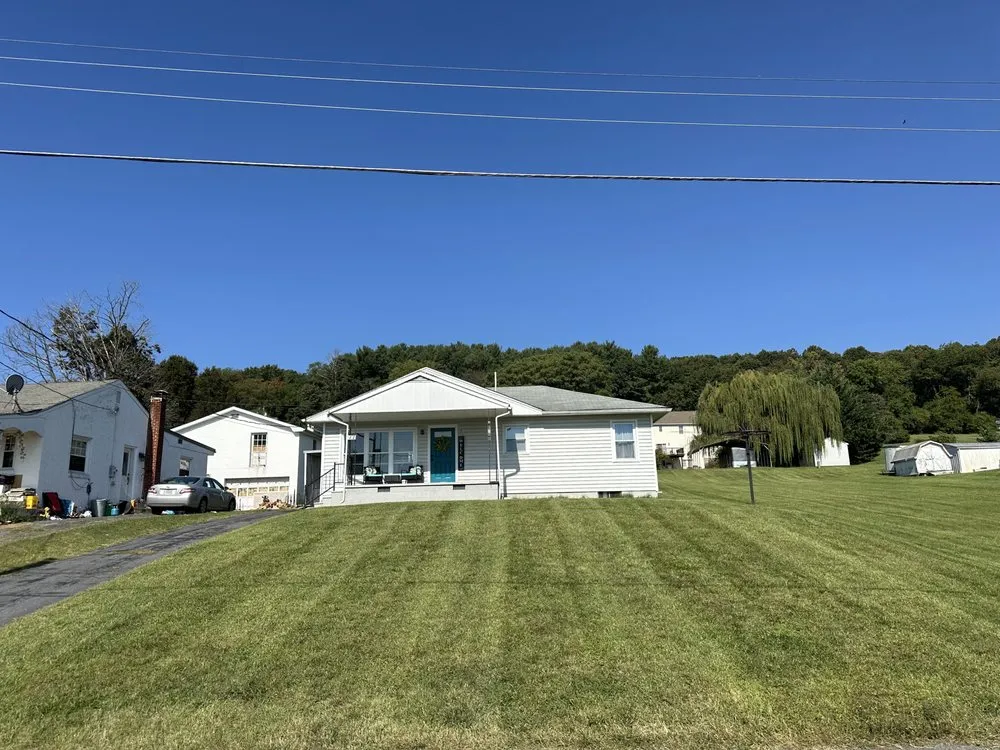 Affordable lawn care service in Stuarts Draft, VA by Harris Landscaping