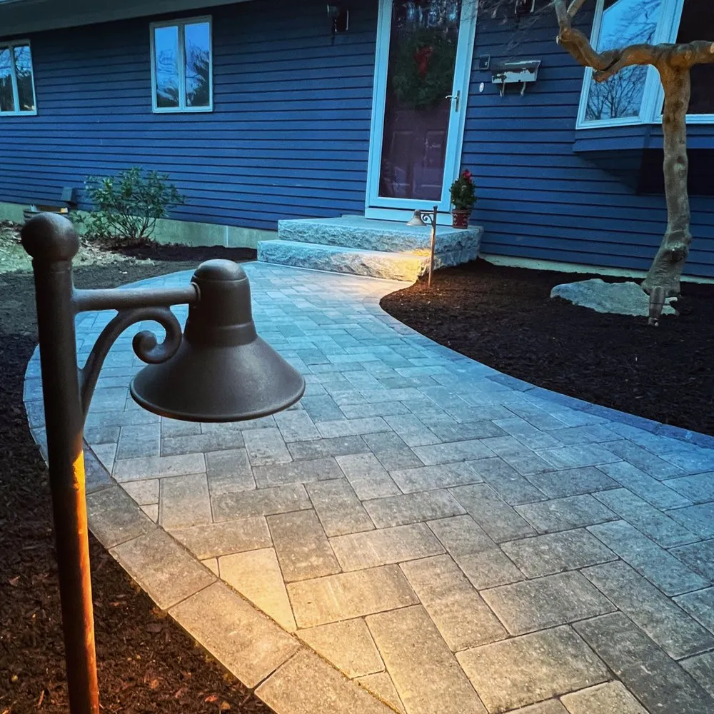 Reliable lawn mowing service experts serving Worcester, MA - Harris Lawn & Landscape