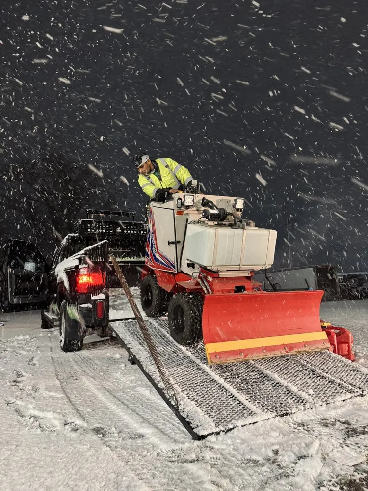 Top-rated residential landscaping in Worcester, MA by Harris Lawn & Landscape