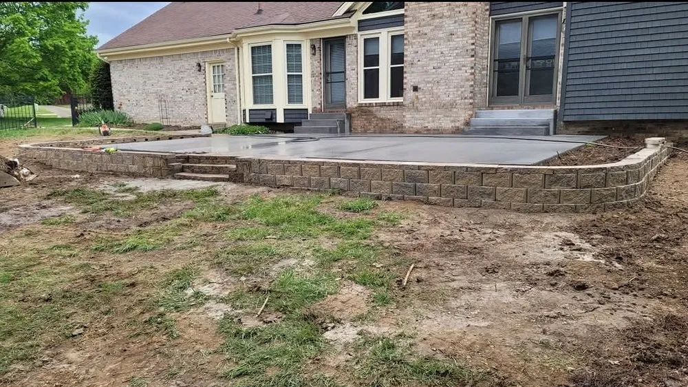 Expert landscape installation in Louisville, KY - Harris Lawn And Landscape