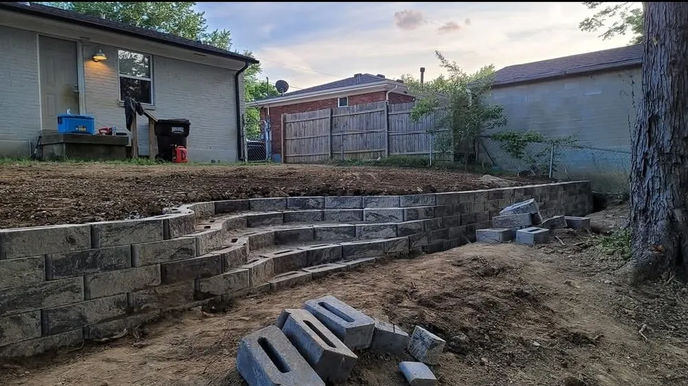 Custom residential landscaping for residential properties in Louisville, KY by Harris Lawn And Landscape