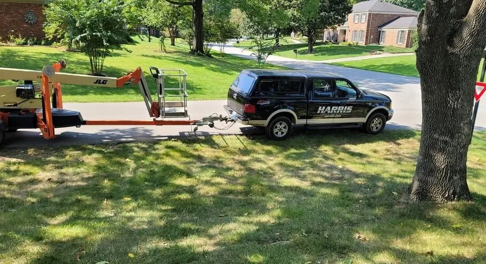 Custom yard maintenance experts serving Louisville, KY - Harris Lawn And Landscape