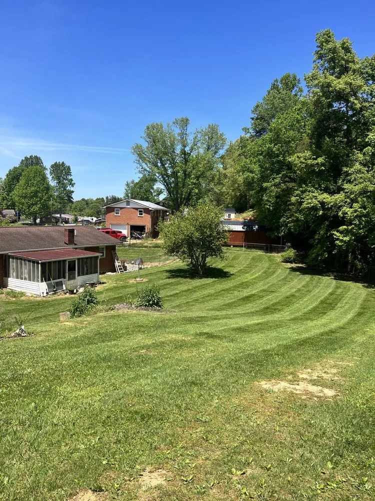 Local lawn care service with custom design across Johnson City, TN - Harris Lawn Care
