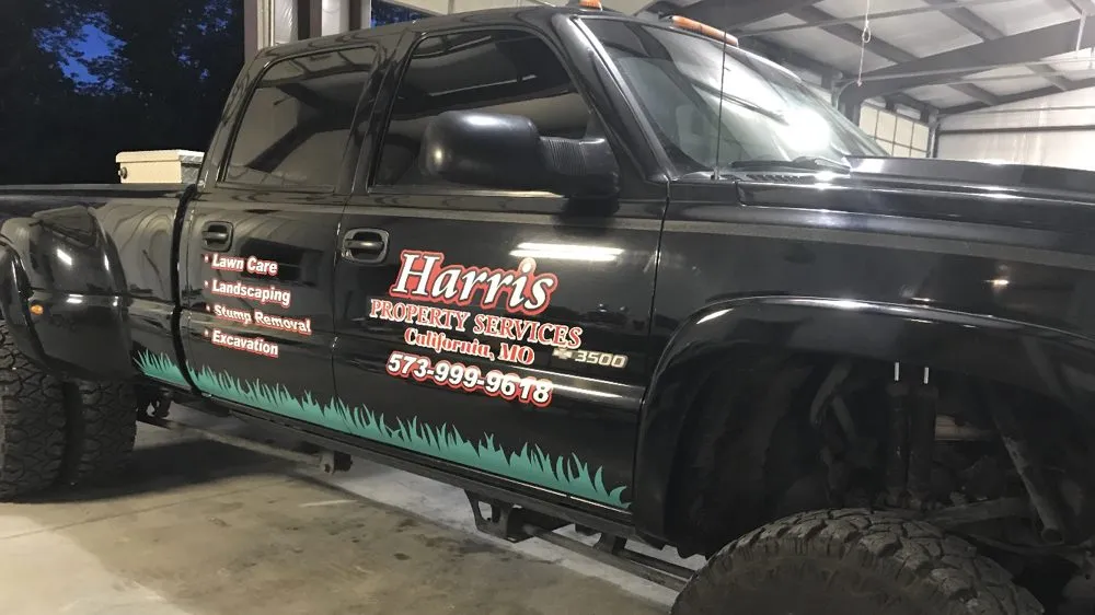 Custom residential landscaping for year-round maintenance in California, MO by Harris Property Services