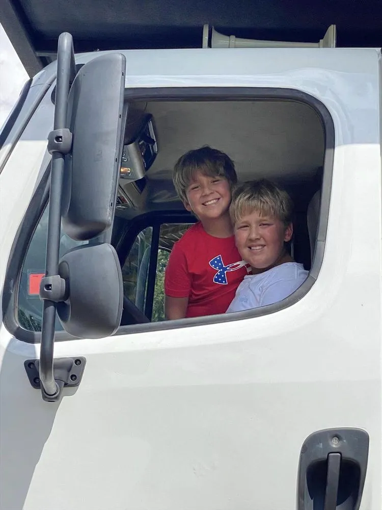 Custom yard cleanup service in Springville, AL - Harris Tree Service