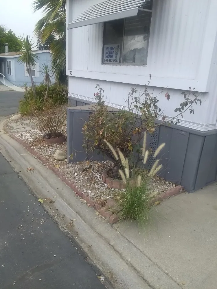 Trusted garden landscaping in San Bernardino, CA by Harris Window Cleaning Lawn & Gardening Service