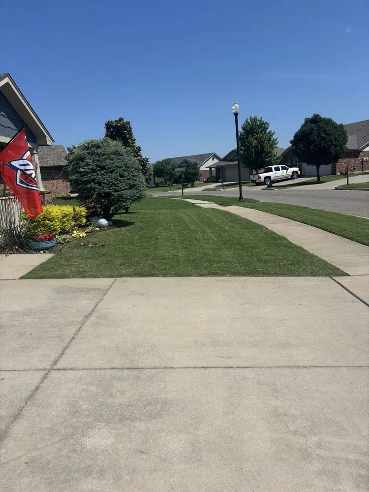 Trusted garden landscaping for homes in Norman, OK by Harry’s Lawn Care