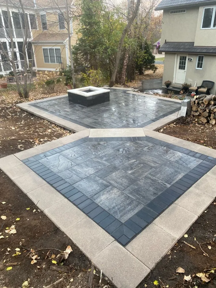 Custom residential landscaping experts serving Rosemount, MN - Hartigan Outdoors