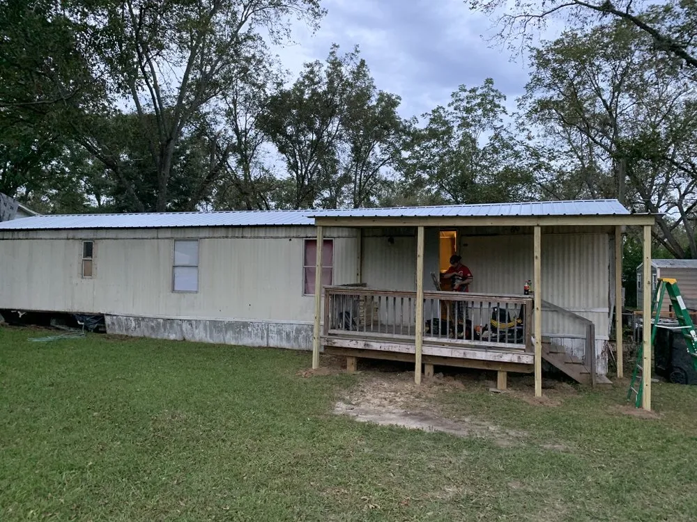 Top-rated yard cleanup service experts serving Warner Robins, GA - Hartley Handyman Services