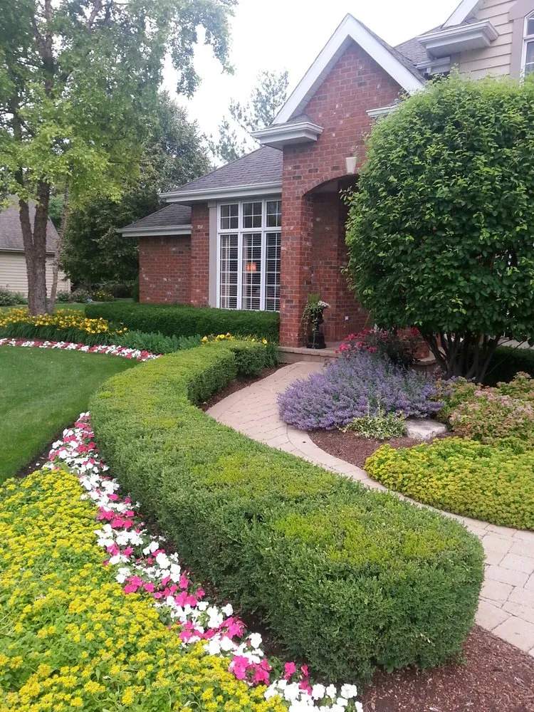 Affordable yard cleanup service in Peotone, IL - Hartman Landscape