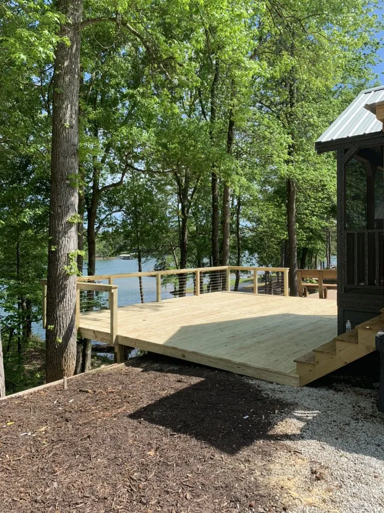 Top-rated yard cleanup service for year-round maintenance in Hartwell, GA by Hartwell HomeWatch