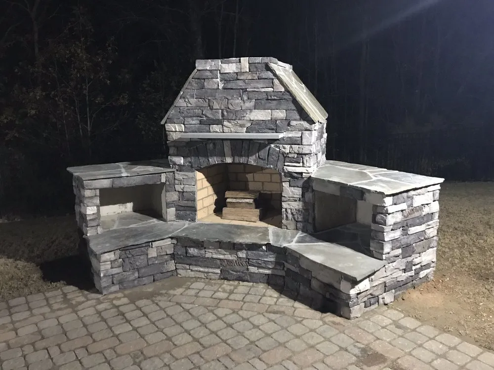 Expert garden landscaping in Clayton, NC by Harvell Landscaping