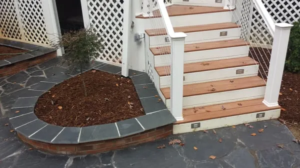 Harvell Landscaping Logo