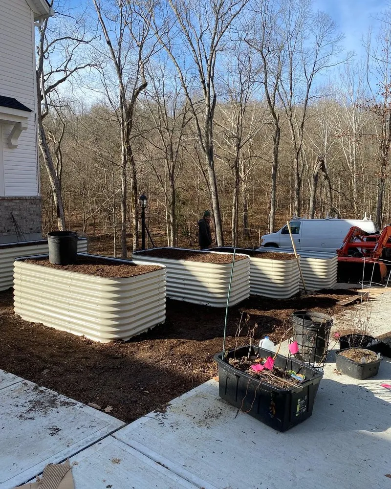 Top-rated landscape design experts serving Petersburg, KY - Harvest and Habitat