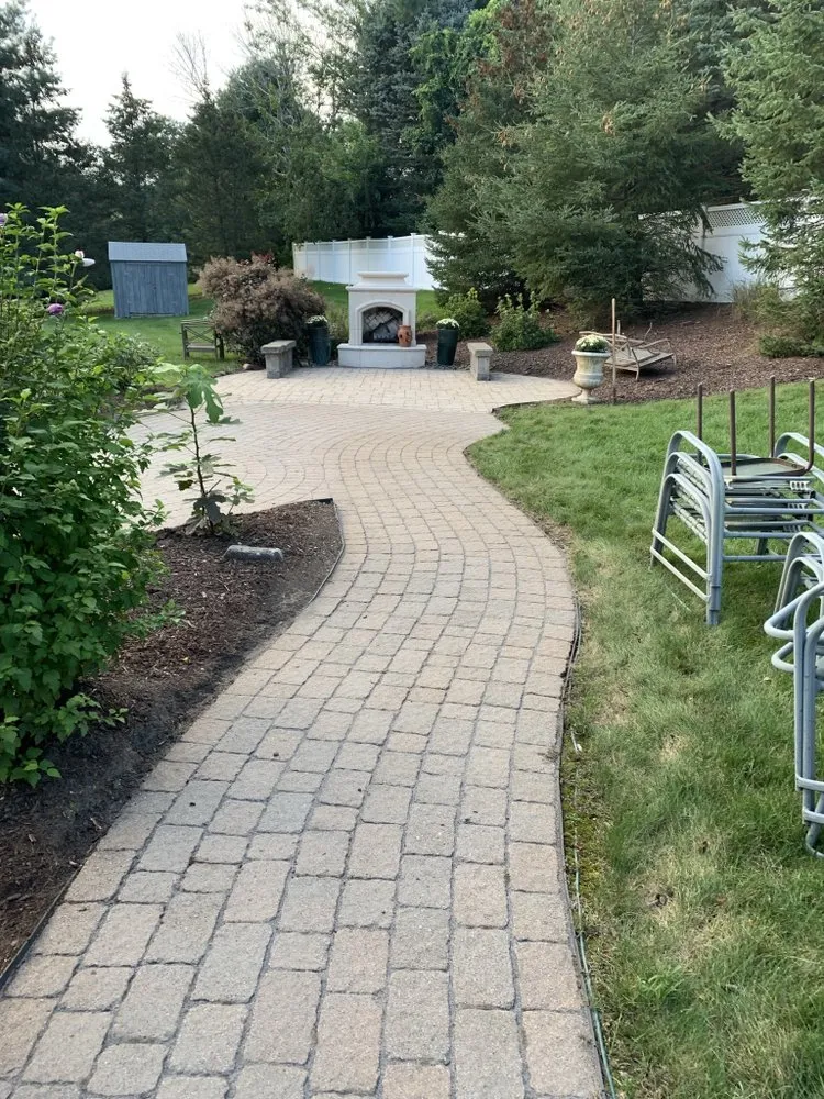 Expert garden landscaping near you across Manchester, CT - Harvest Landscaping