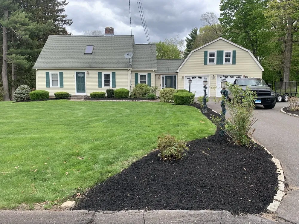 Affordable yard maintenance experts serving Manchester, CT - Harvest Landscaping