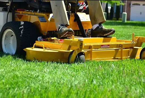 Reliable outdoor landscaping in Moon township, PA by Harvest Lawn Care