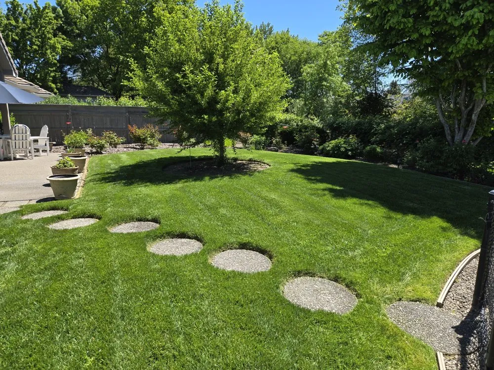 Affordable residential landscaping experts serving Medford, OR - Harvest Moon Landscape Maintenance