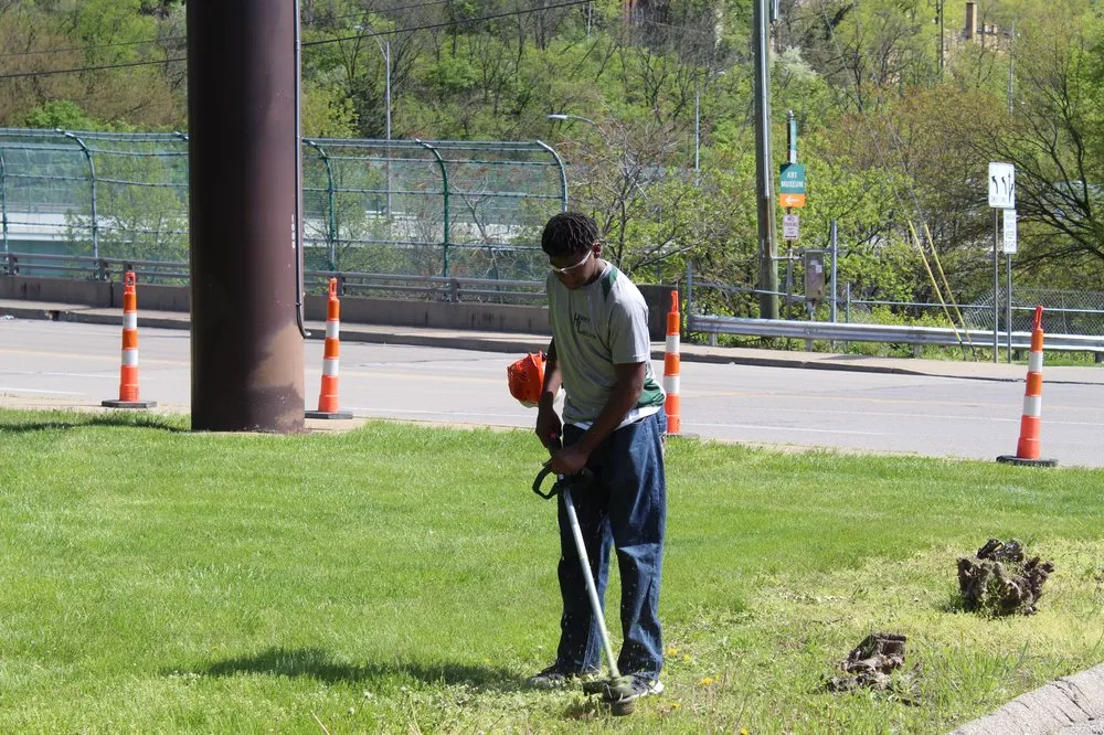 Reliable landscaping services with custom design across Cincinnati, OH - Harvey Landscaping