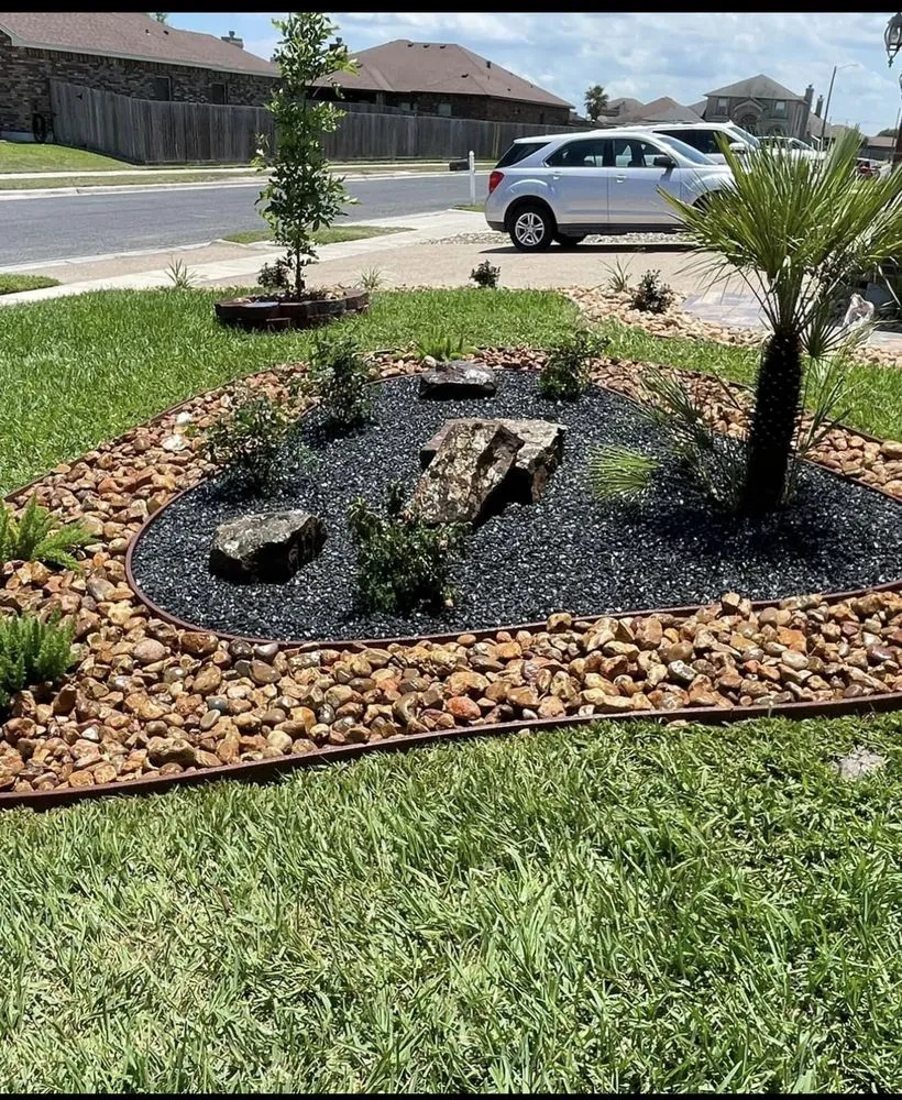 Custom garden landscaping in Kingsville, TX by Harvey Landscaping