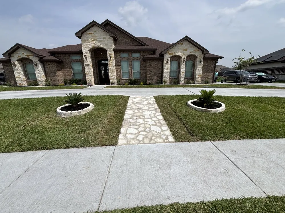Professional landscaping services in Kingsville, TX by Harvey Landscaping