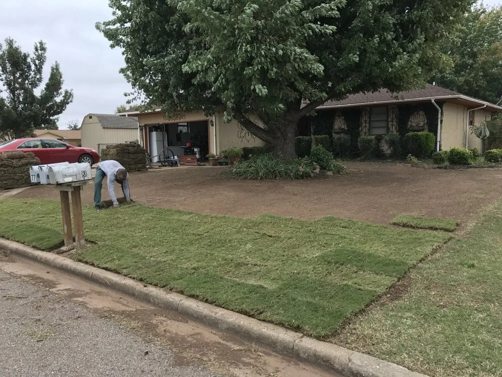 Professional yard maintenance experts serving El Reno, OK - Harvey Lawn & Landscape
