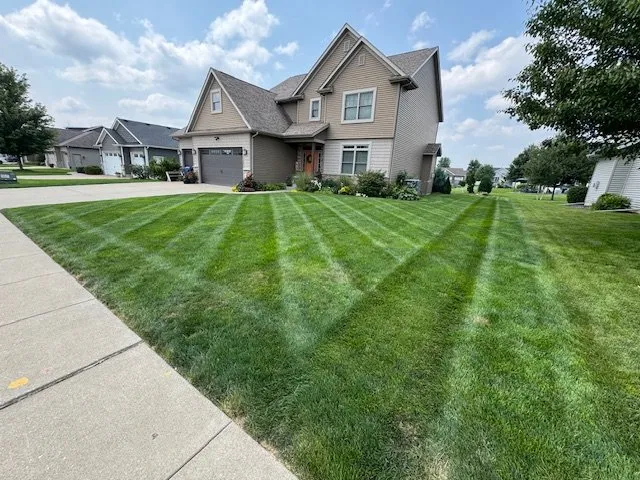 Custom garden landscaping in Bettendorf, IA by Harvey Lawn Care & Snow Removal