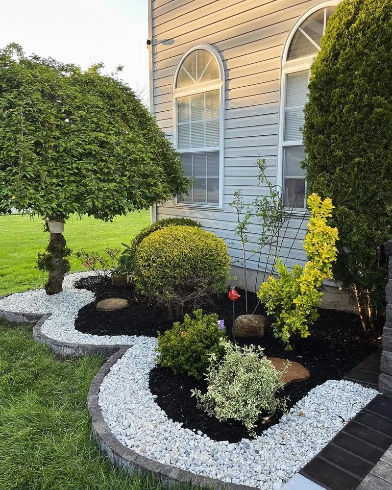 Affordable lawn care service for homes in Edison, NJ by Harword Landscaping and Pavers