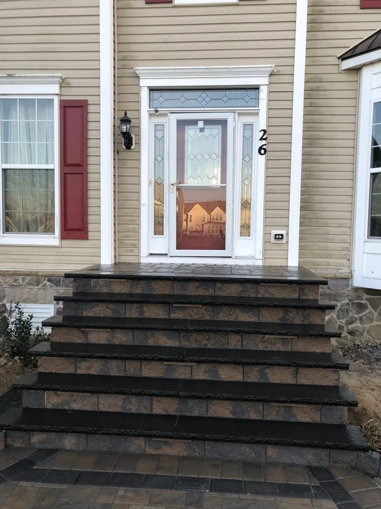 Expert yard maintenance in Edison, NJ by Harword Landscaping and Pavers