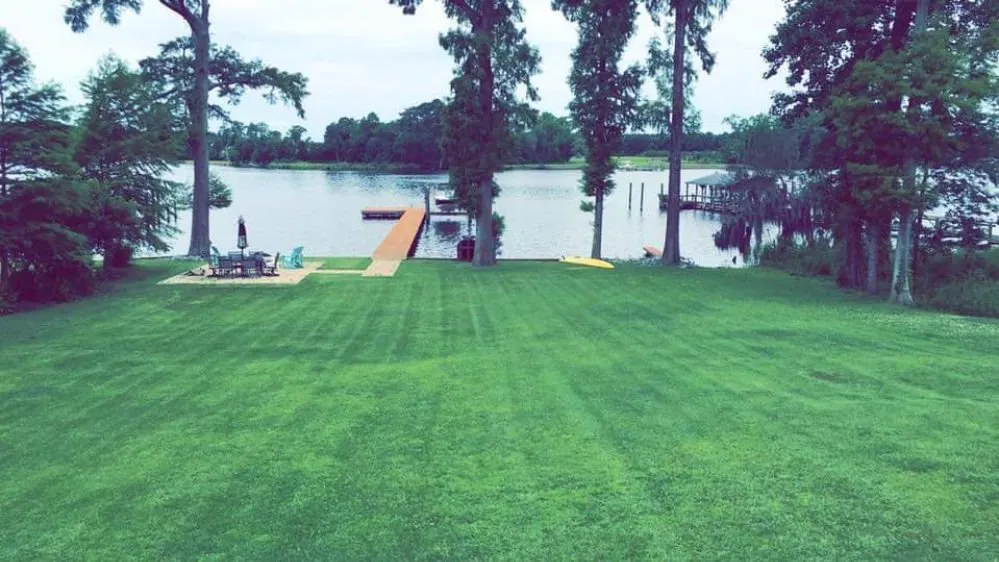 Professional outdoor landscaping experts serving Washington, NC - Haselden Landscape & Design