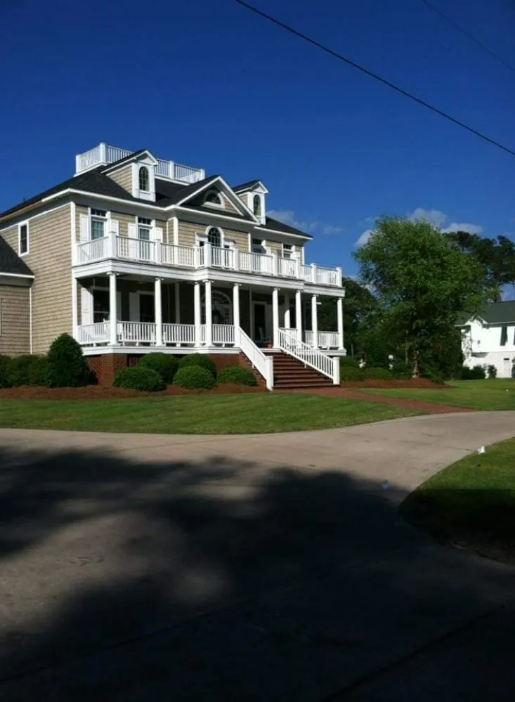 Custom lawn mowing service for year-round maintenance in Washington, NC by Haselden Landscape & Design