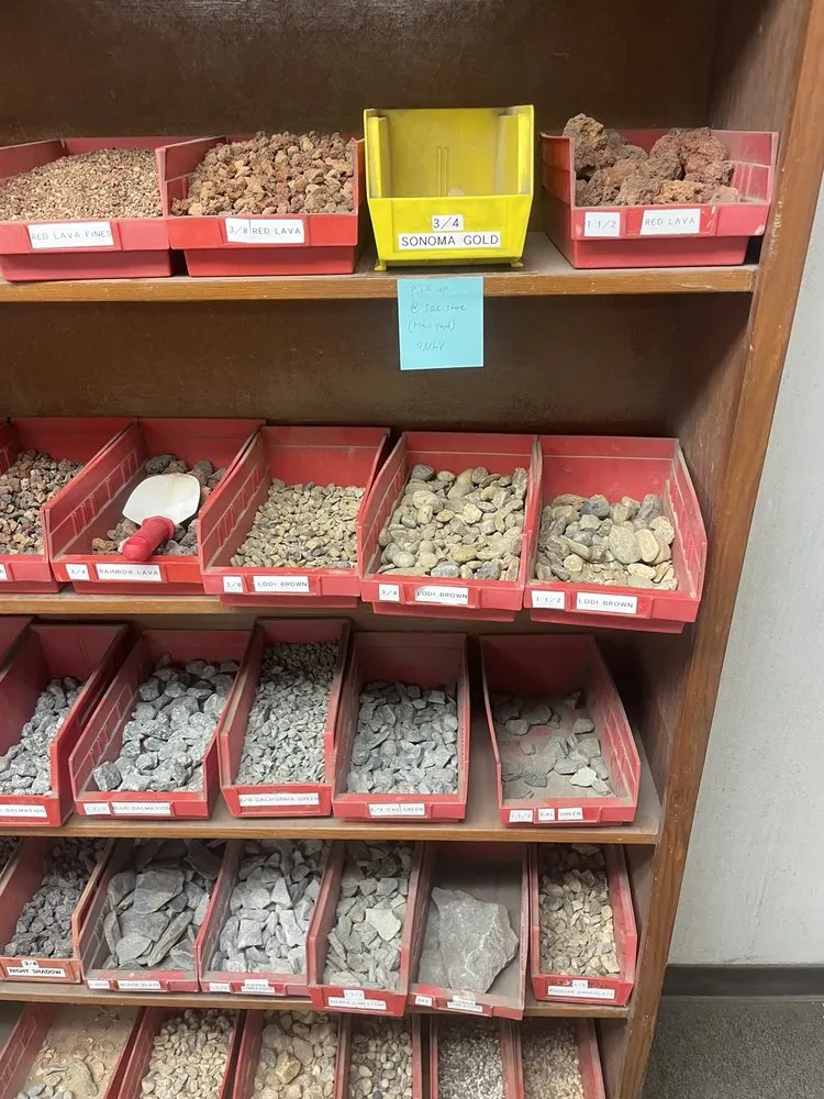 Expert garden landscaping experts serving West Sacramento, CA - Hastie's Capitol Sand & Gravel