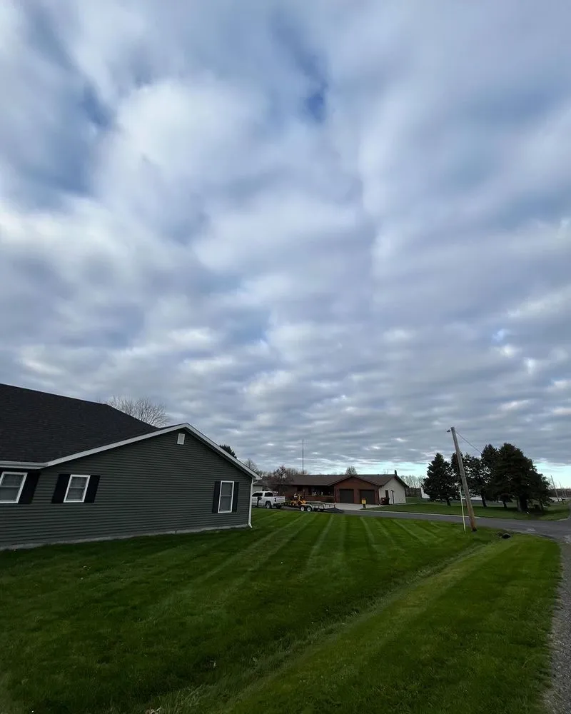 Affordable yard maintenance in Virden, IL by Hatalla Lawn Maintenance