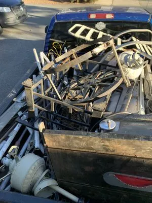 Haul Away Today Logo