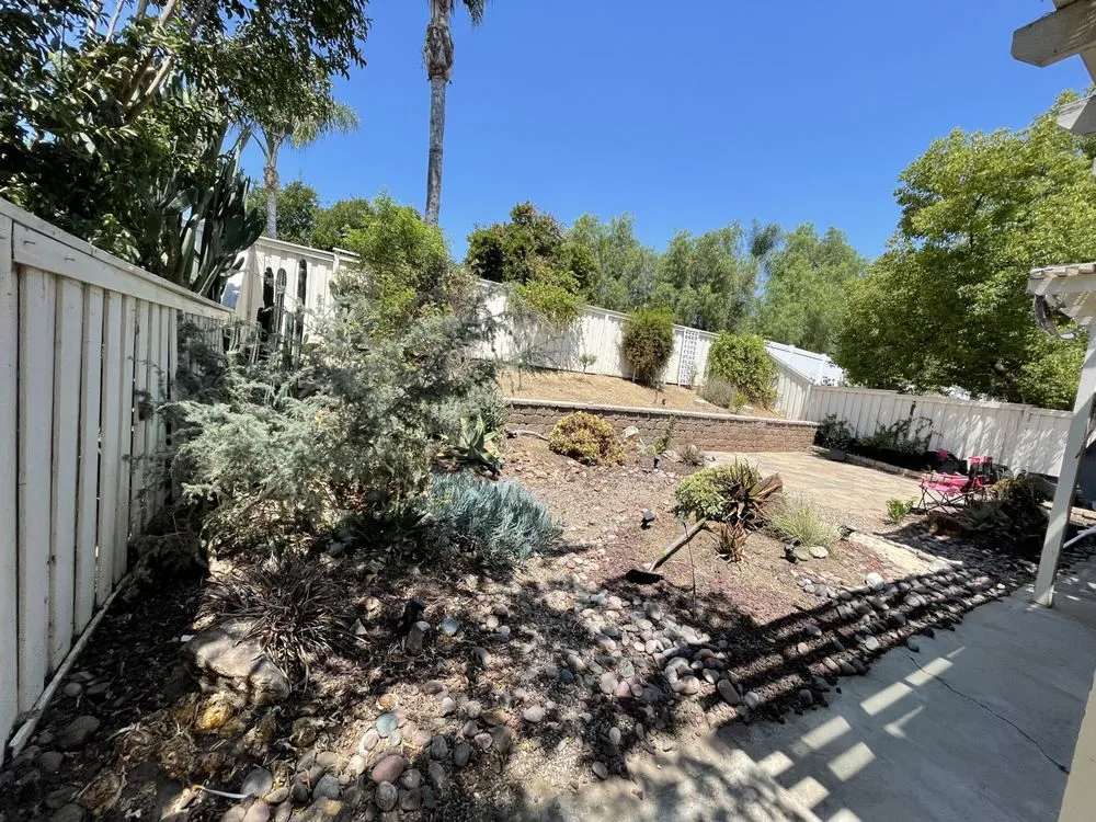 Local yard maintenance in Bonsall, CA by Haul Boss