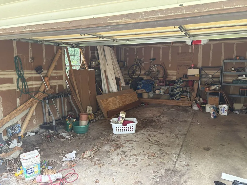 Affordable lawn mowing service in Imperial, MO by Haul Day Every Day