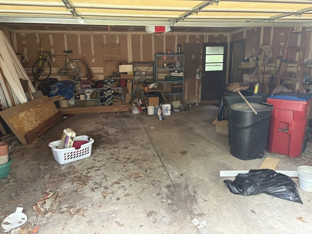 Reliable yard cleanup service in Imperial, MO - Haul Day Every Day