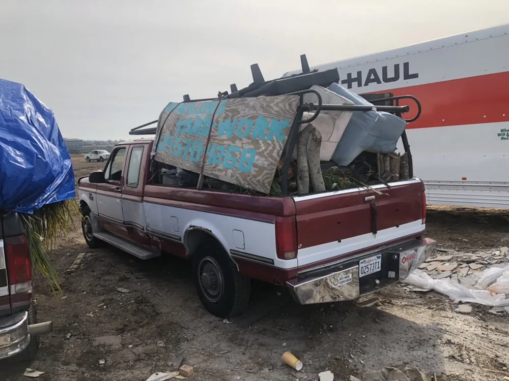 Expert landscaping services experts serving Spring Valley, CA - Haul Loads Services