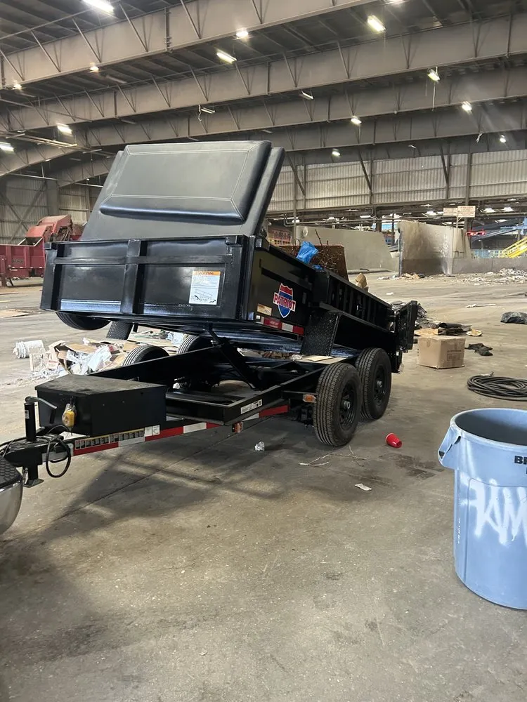 Custom landscaping services in Hesperia, CA by Haul n’ stuff