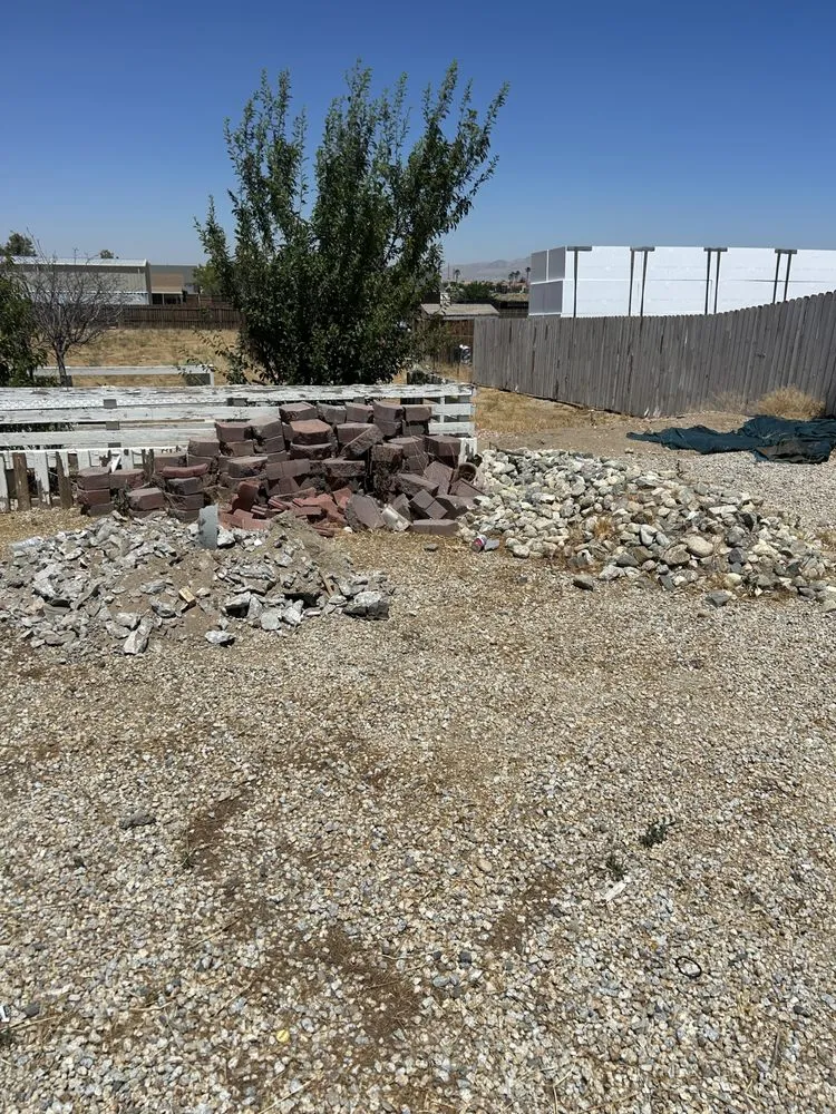 Top-rated landscape installation near you in Hesperia, CA by Haul n’ stuff