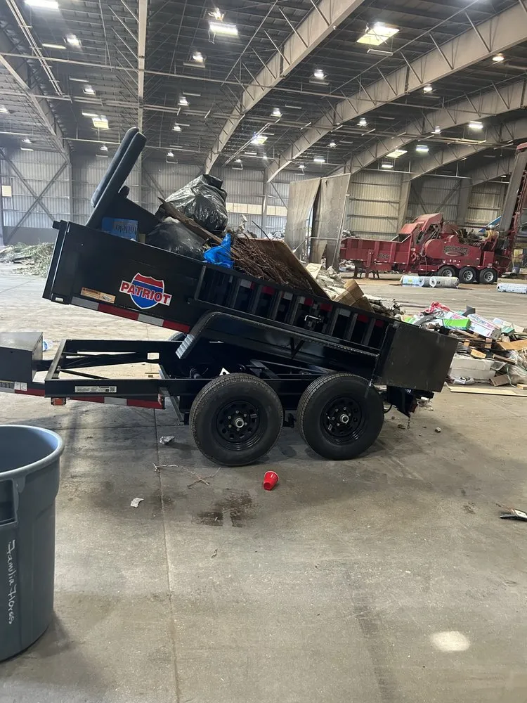 Reliable yard cleanup service in Hesperia, CA by Haul n’ stuff