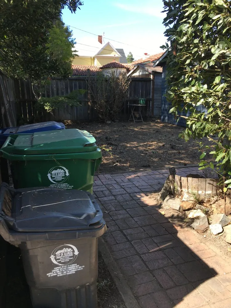 Local landscape design in Berkeley, CA by Haul U Need Yard Services