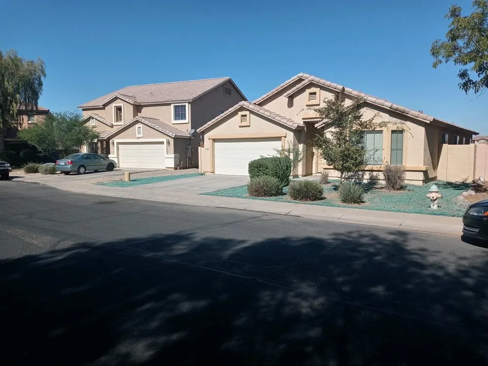 Professional landscape design in Arizona City, AZ by Hauling & Landscape Service