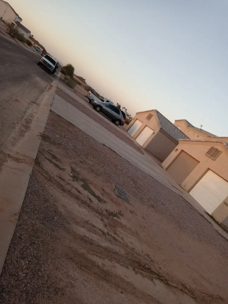 Affordable garden landscaping for outdoor upgrades in Arizona City, AZ by Hauling & Landscape Service