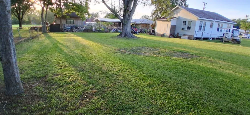 Local lawn mowing service with custom design across Saint Martinville, LA - Hauling Grass Outdoor Services