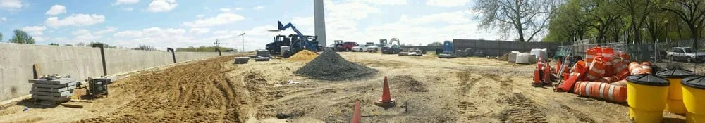 Affordable yard maintenance with custom design in Springfield, VA by Hauling Unlimited