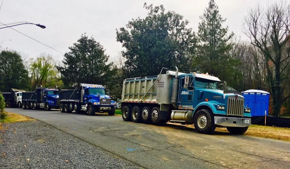 Trusted lawn care service experts serving Springfield, VA - Hauling Unlimited