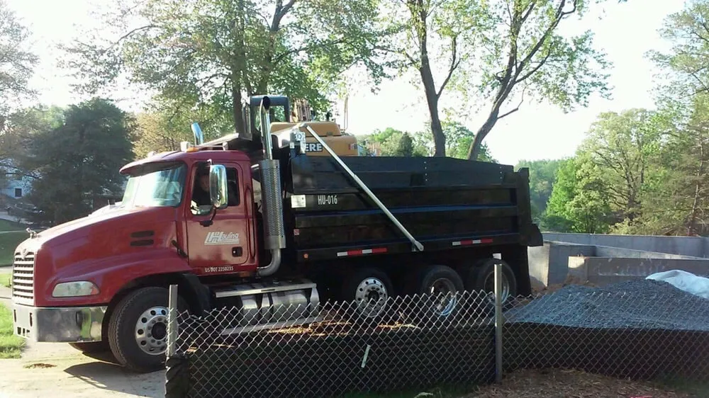 Expert landscaping services in Springfield, VA - Hauling Unlimited