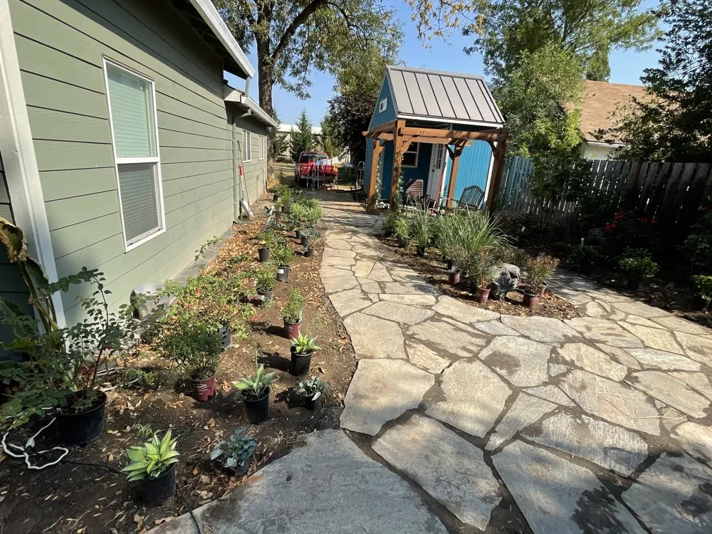 Custom outdoor landscaping in Sherwood, OR - Hausers Construction and Landscape Installation