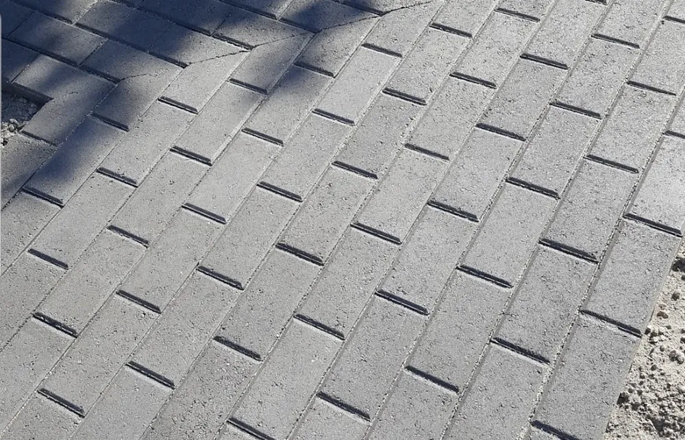 Affordable lawn mowing service in Lake Havasu City, AZ - Havasu Paver Refinishing